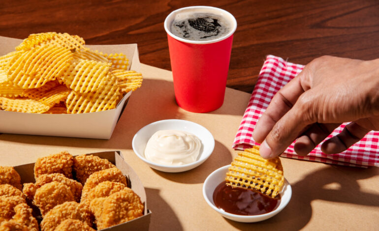 Why Crown Fried Chicken Is a Popular Takeaway Choice Today