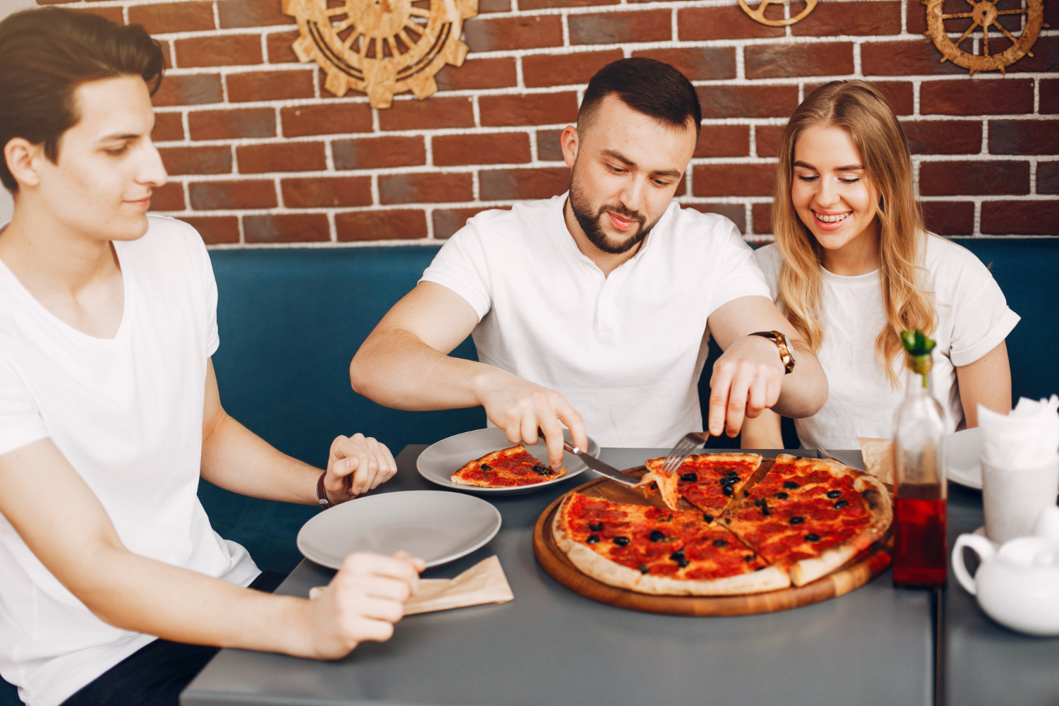 What Makes Marias Pizza a Favourite for Pizza Lovers Today